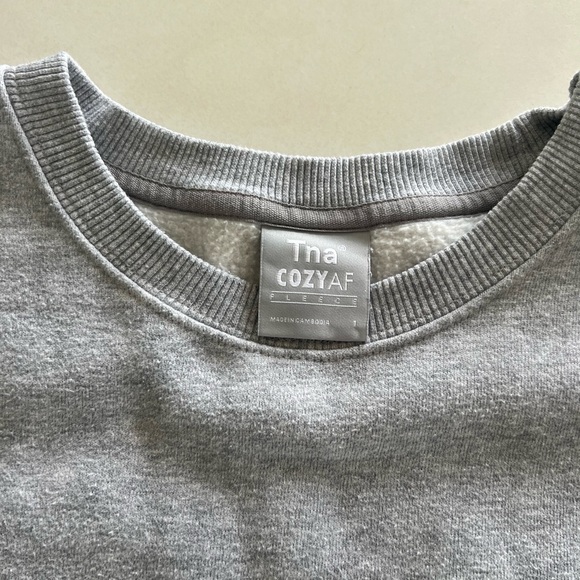 Aritzia - Sweatfleece crewneck - Picture 3 of 4